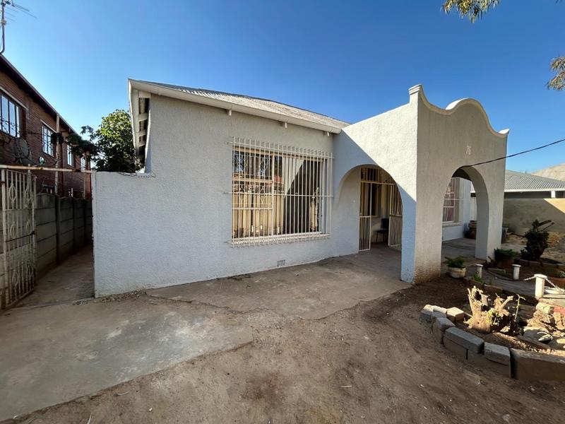 4 Bedroom Property for Sale in Kenilworth Western Cape